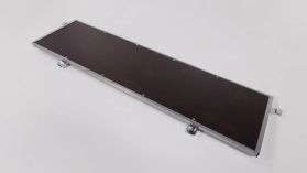 Priekšējās lūkas stiprinājuma komplekts